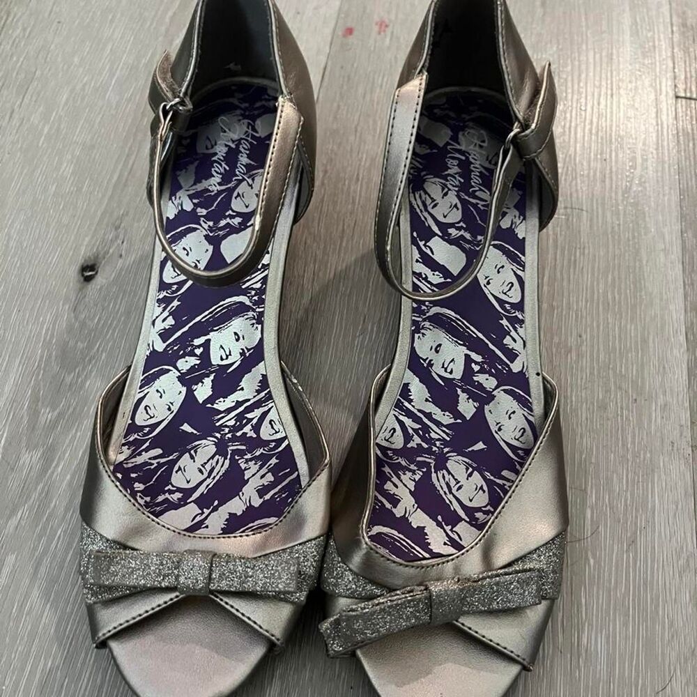 Disney Women's Sandals